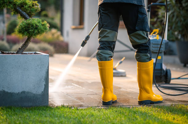 Best House Pressure Washing  in Tinton Falls, NJ